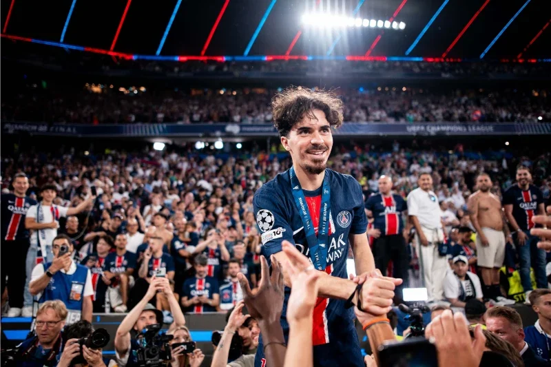 Vitinha được đề cử cao trong Quả Bóng Vàng 2025